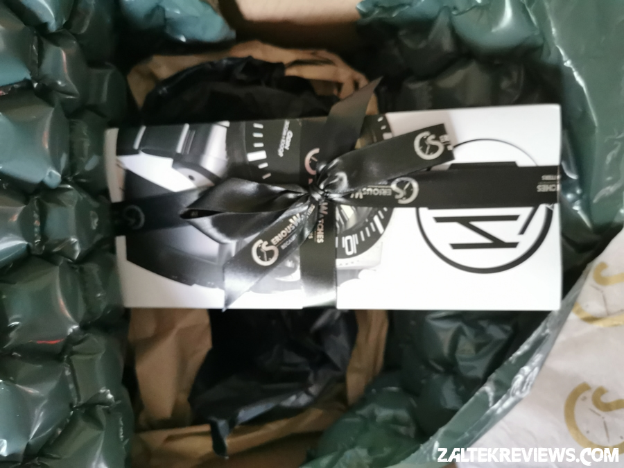 SeriousWatches Packaging