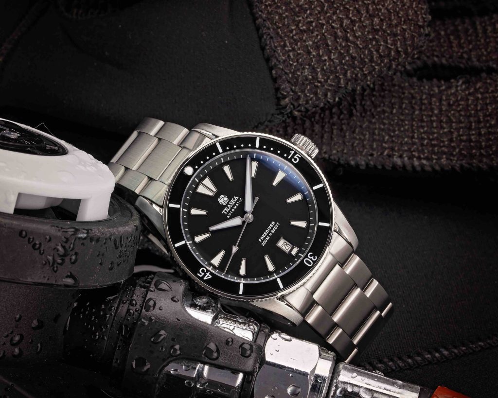 Freediver II | Black, Ceramic, Date