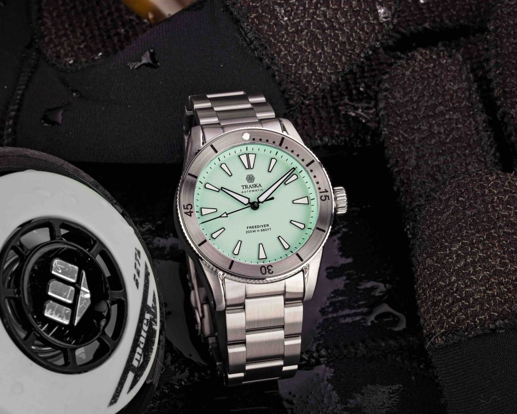 Mint Dial | Stainless Bezel | No Date