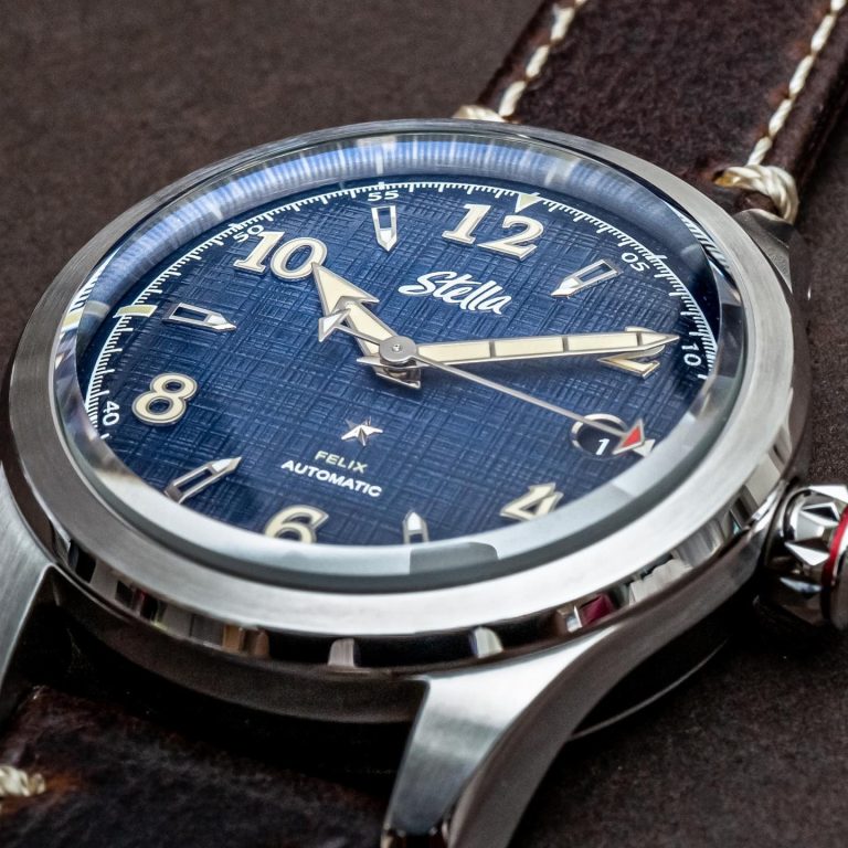 Stella Felix v1. Dress Blues