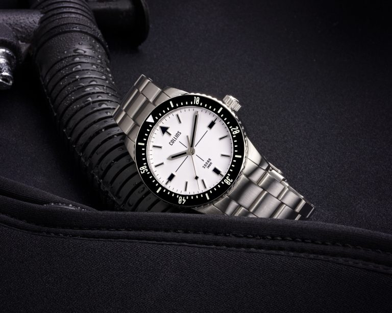 Collins Sonar | White (Lumed Dial)