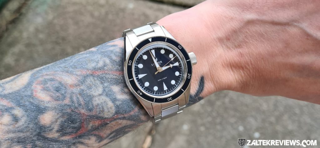 Lorier Neptune Series III Review