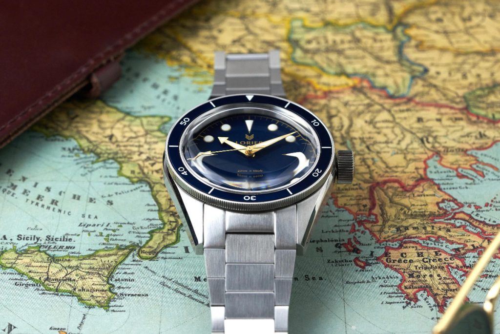 Neptune SIII Navy Blue/Gilt