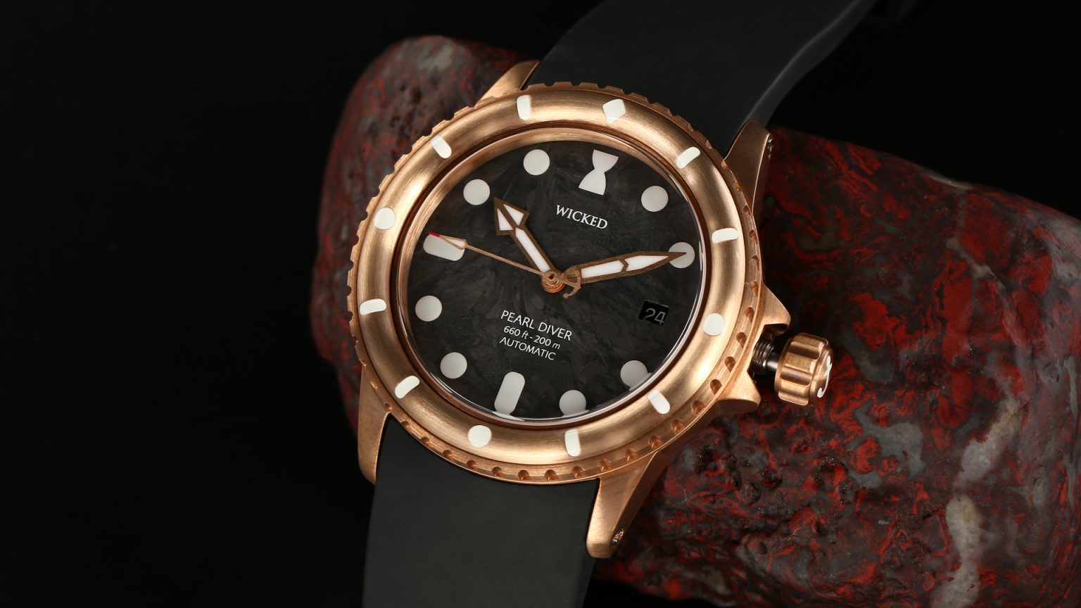 Wicked Pearl Diver 4 Pearl Diver | Forged Carbon Magpie