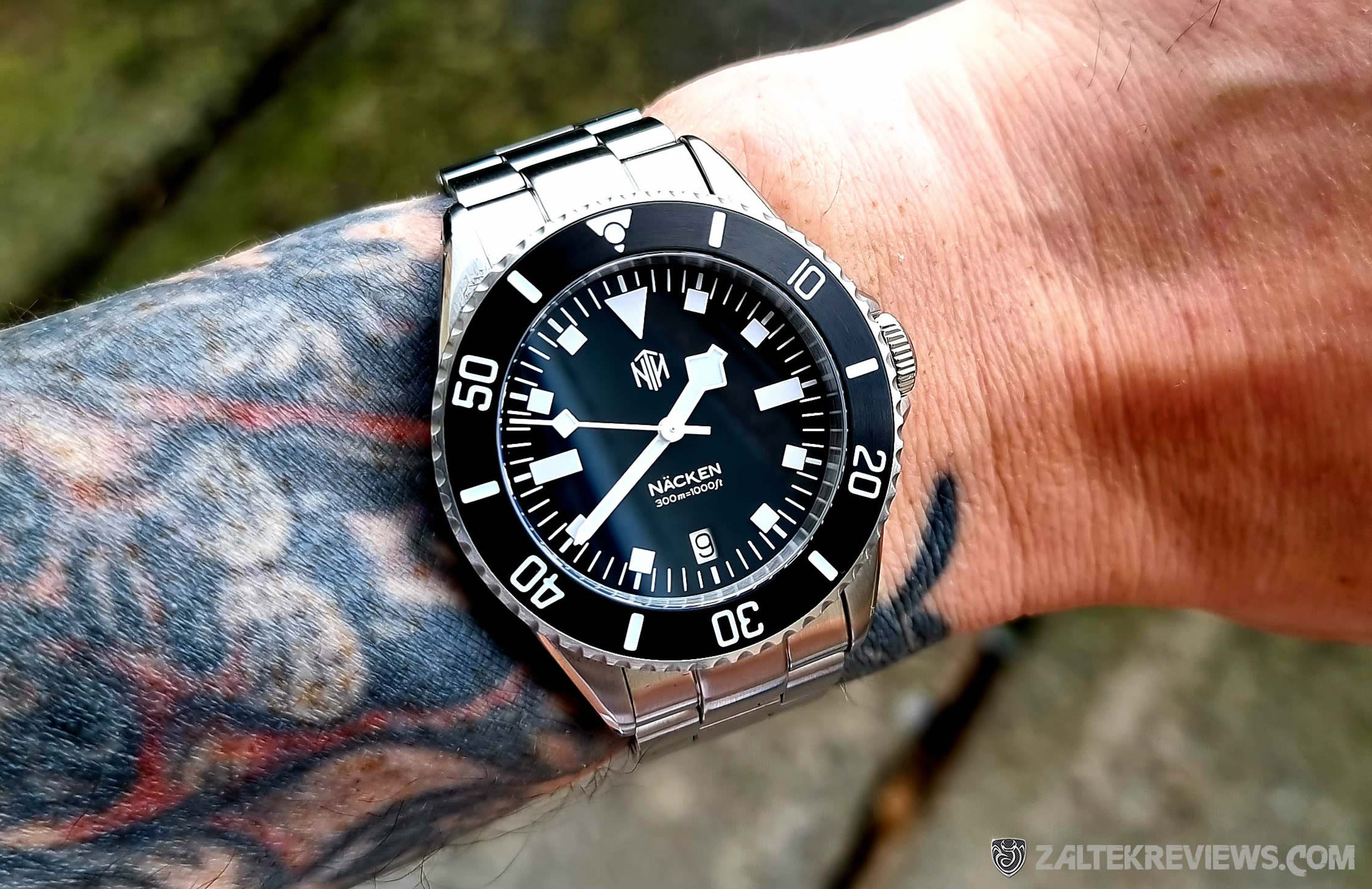 NTH Näcken v2 Modern Black Dive Watch Review