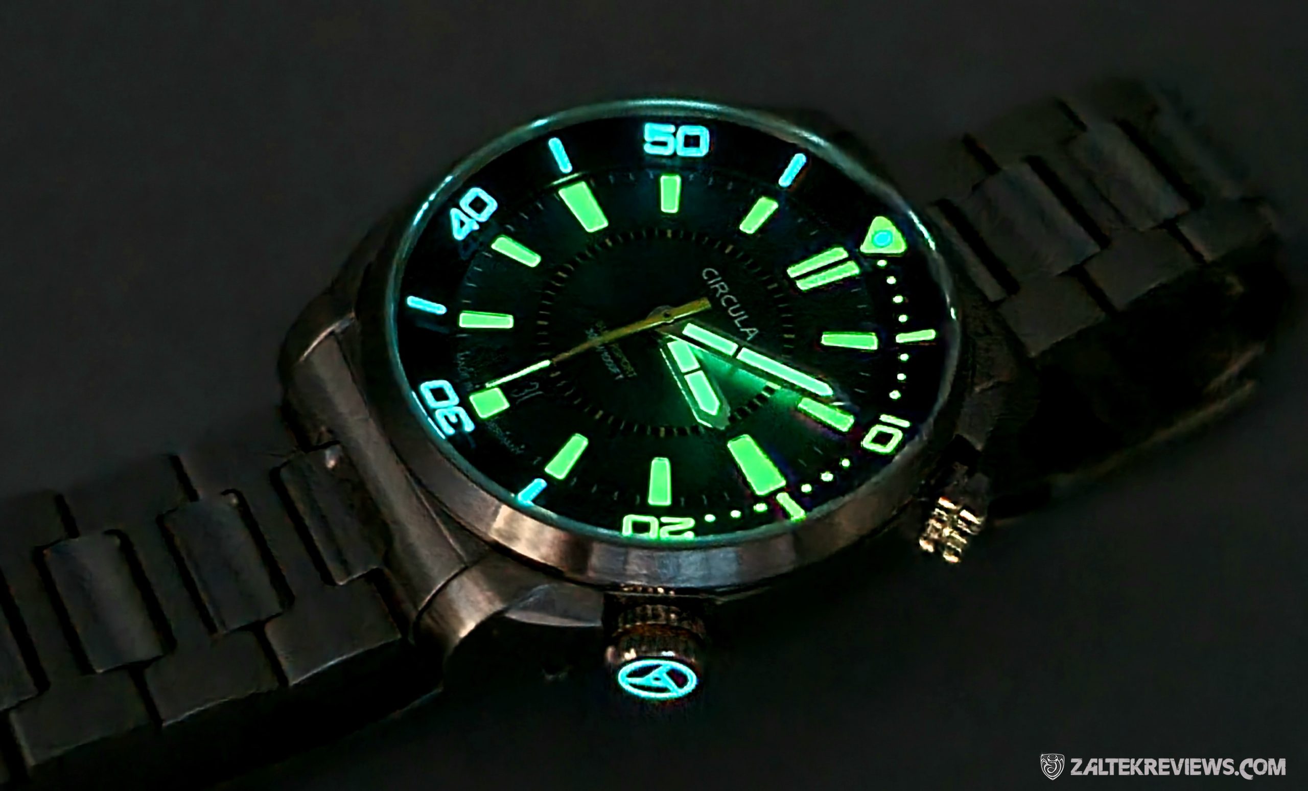 Circula SuperSport Super Compressor Dive Watch Review